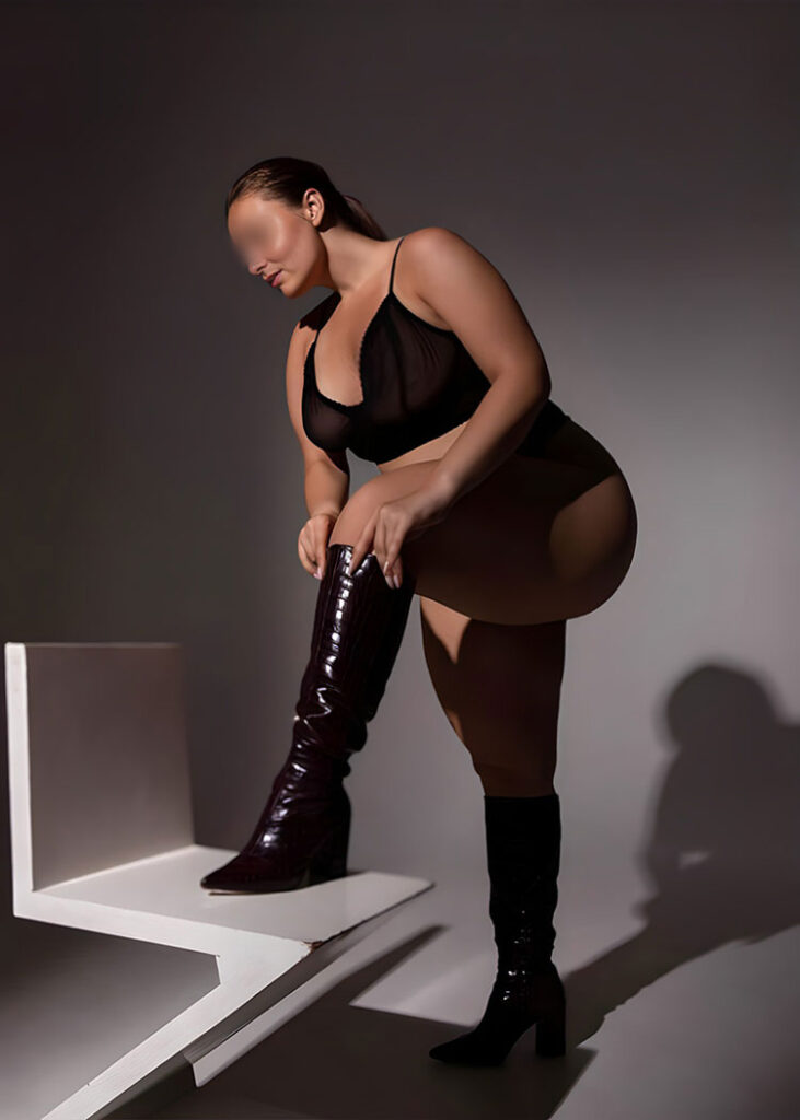 high-class-escort-berlin-103-covered